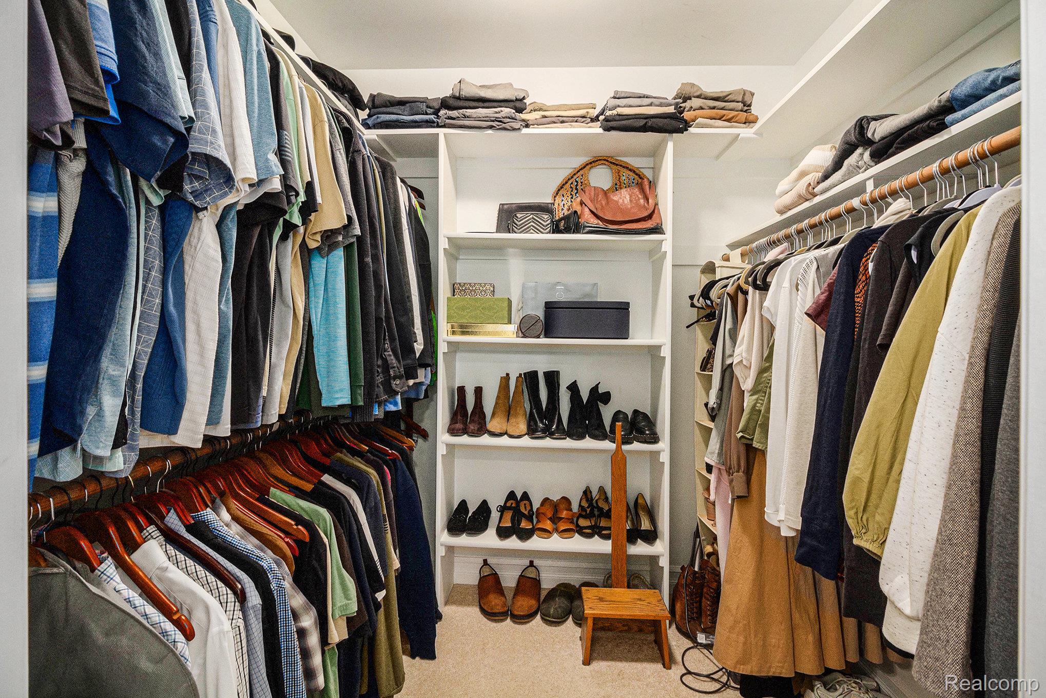 9203 Pine Walk Pass