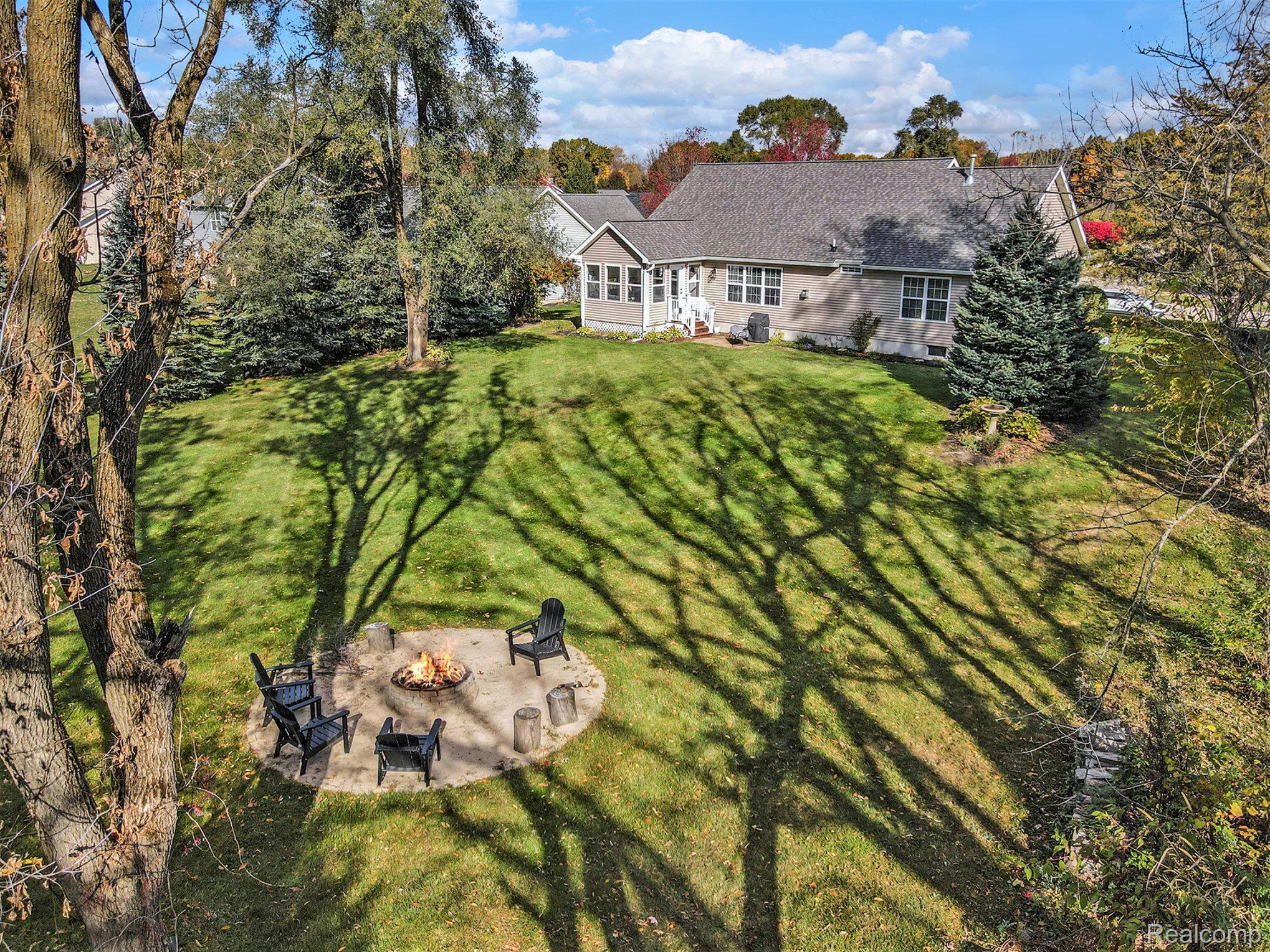 9203 Pine Walk Pass