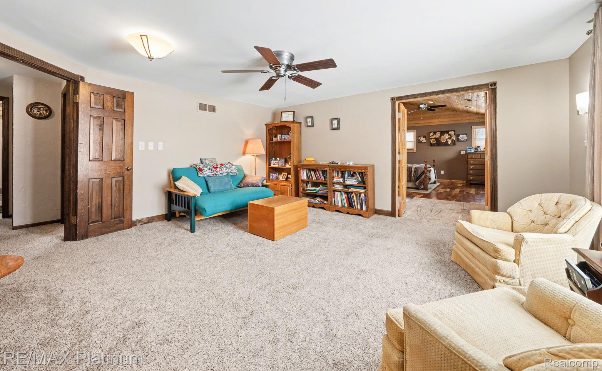 2863 Walmsley Circle Drive