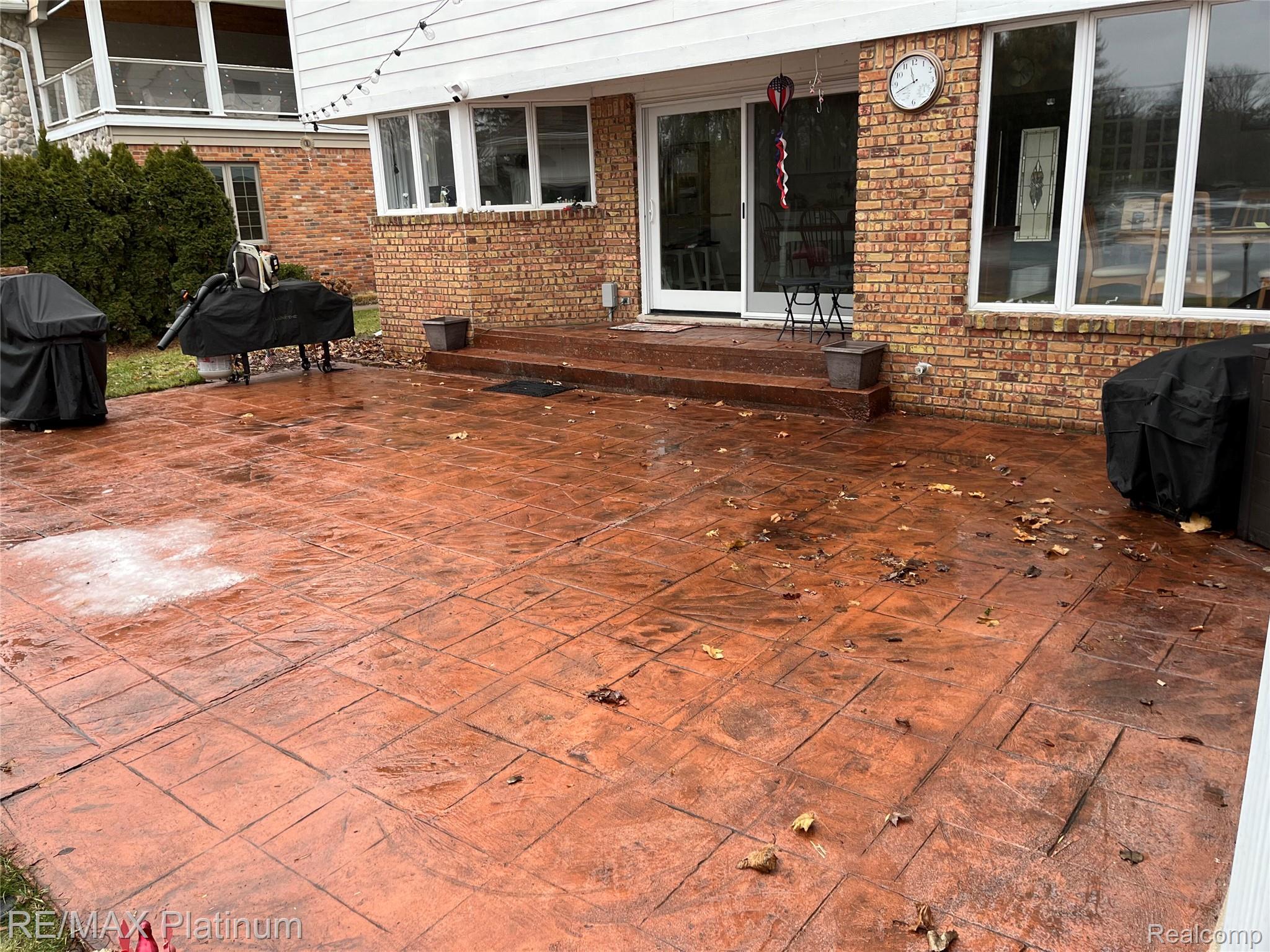 2863 Walmsley Circle Drive