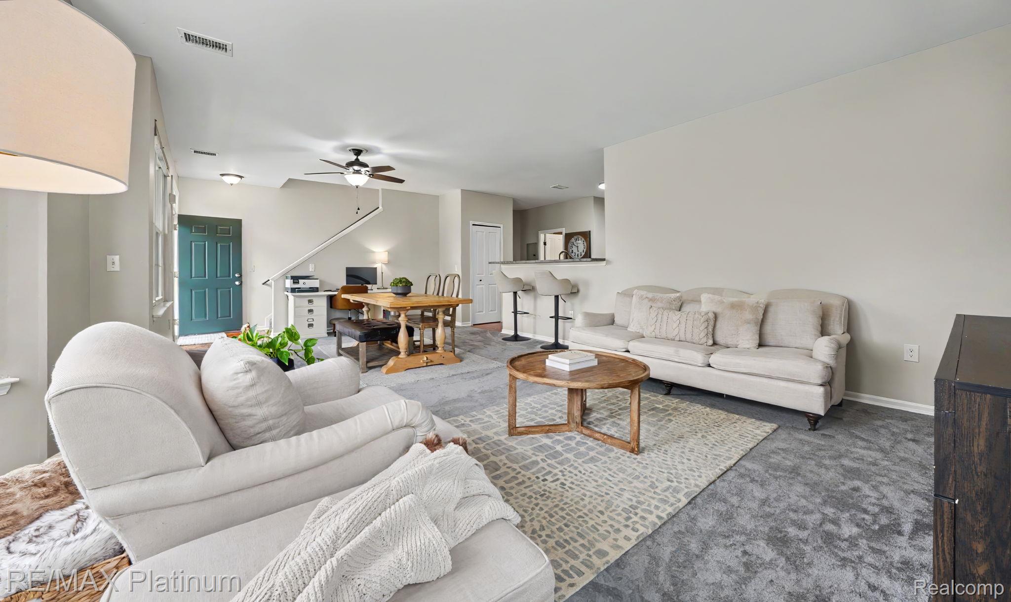 4253 Hampton Ridge Boulevard