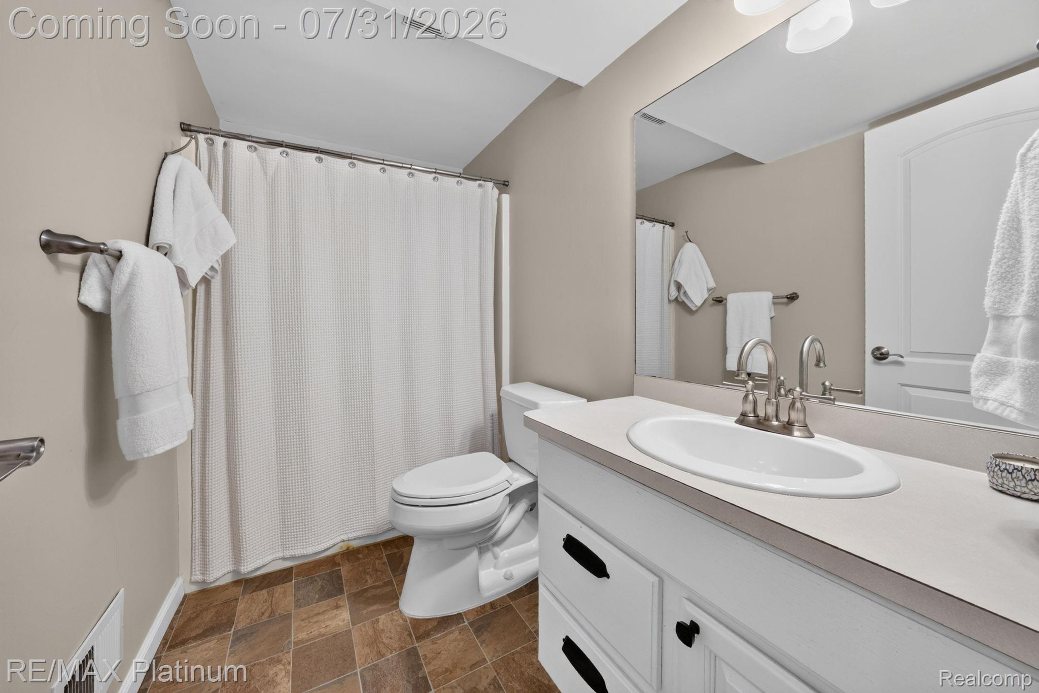 2401 Golf Club Road