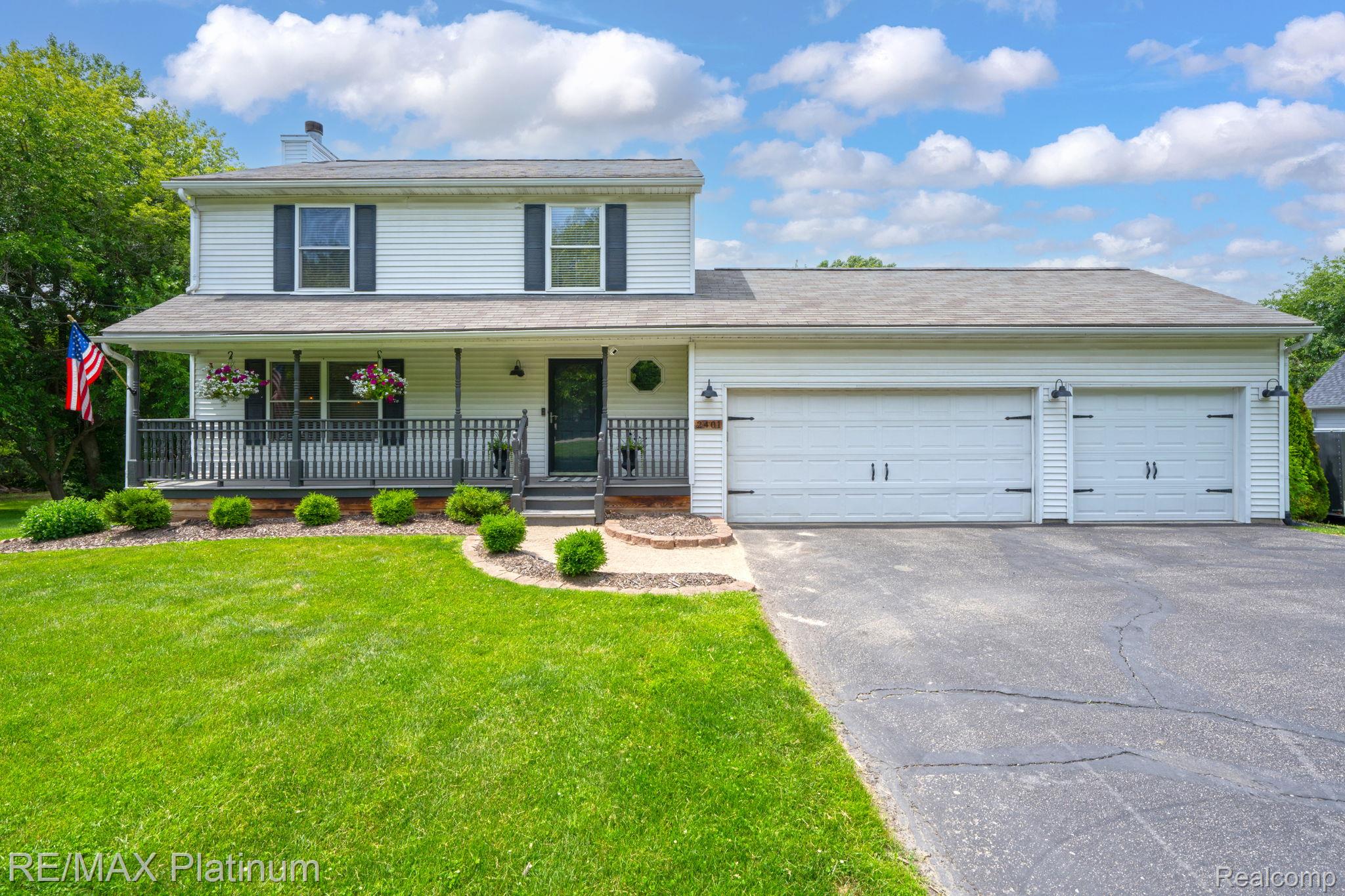 2401 Golf Club Road