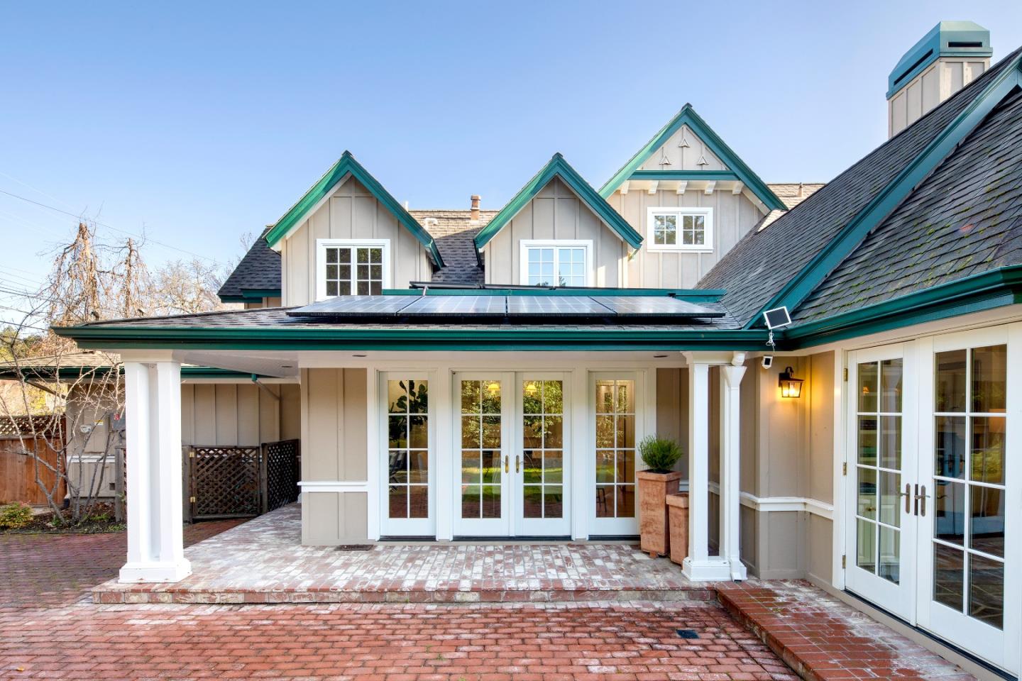 845 Magnolia Street