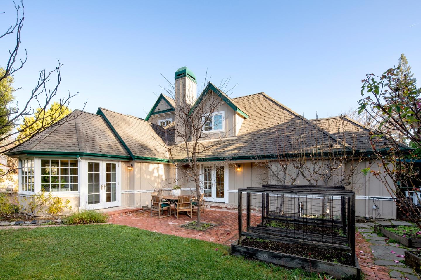845 Magnolia Street