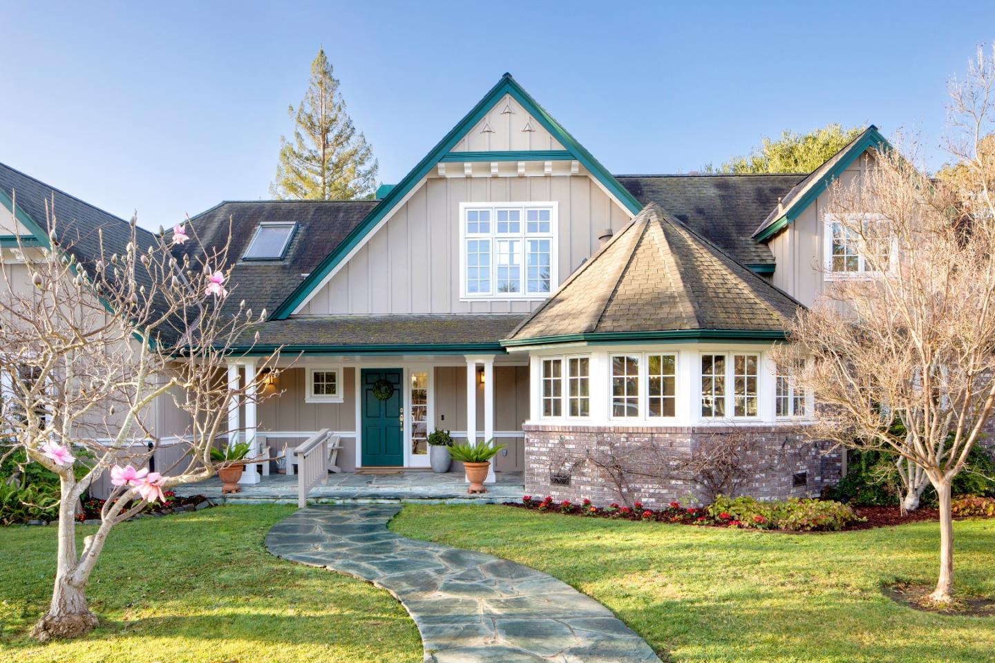 845 Magnolia Street