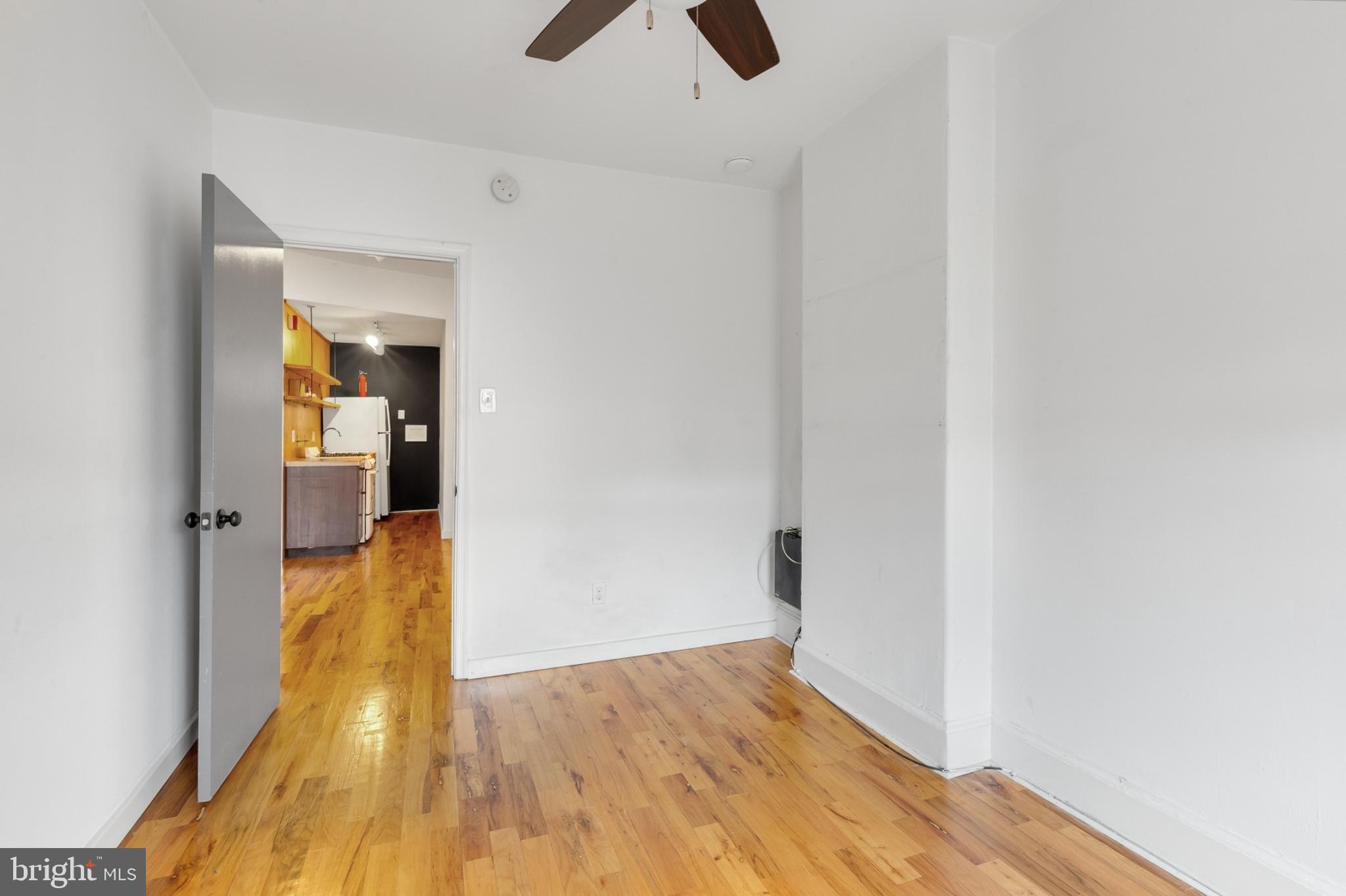 2020 E YORK ST #3F