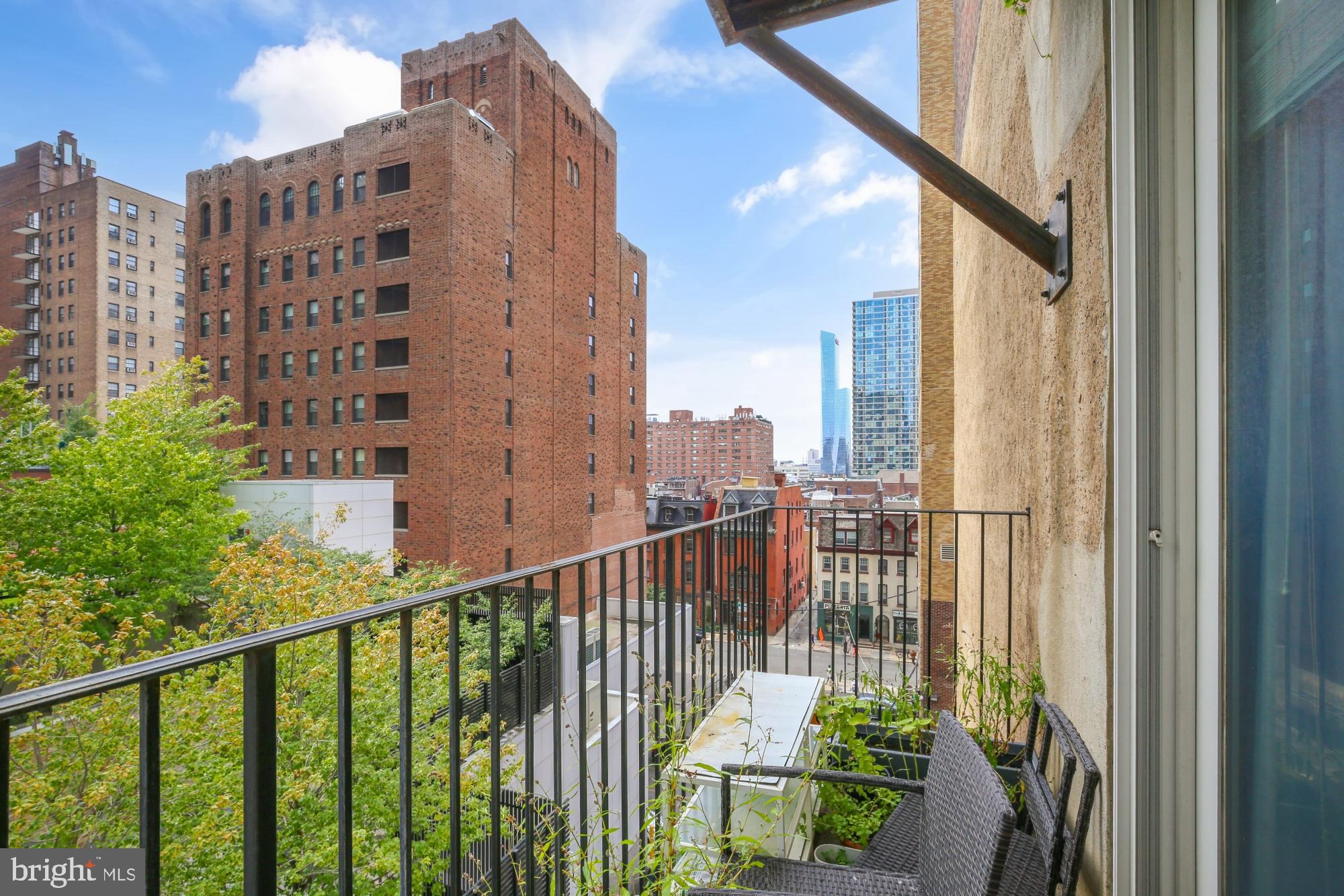 1920 CHESTNUT STREET 5S