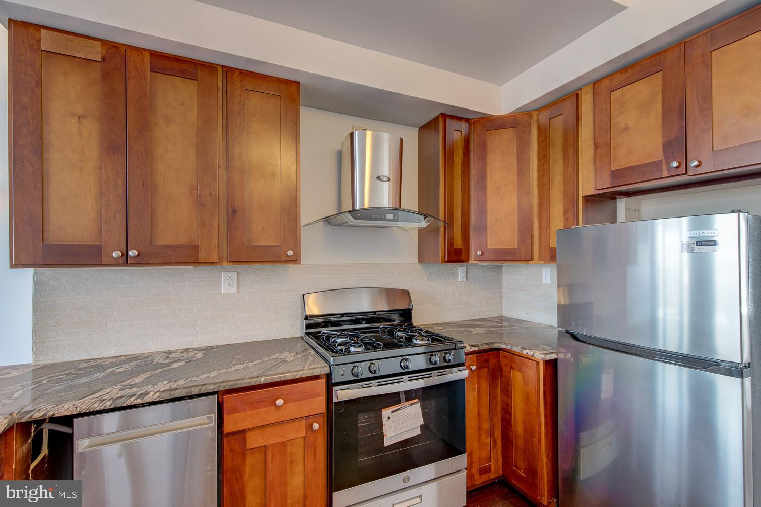 1201-03 S 5TH STREET E