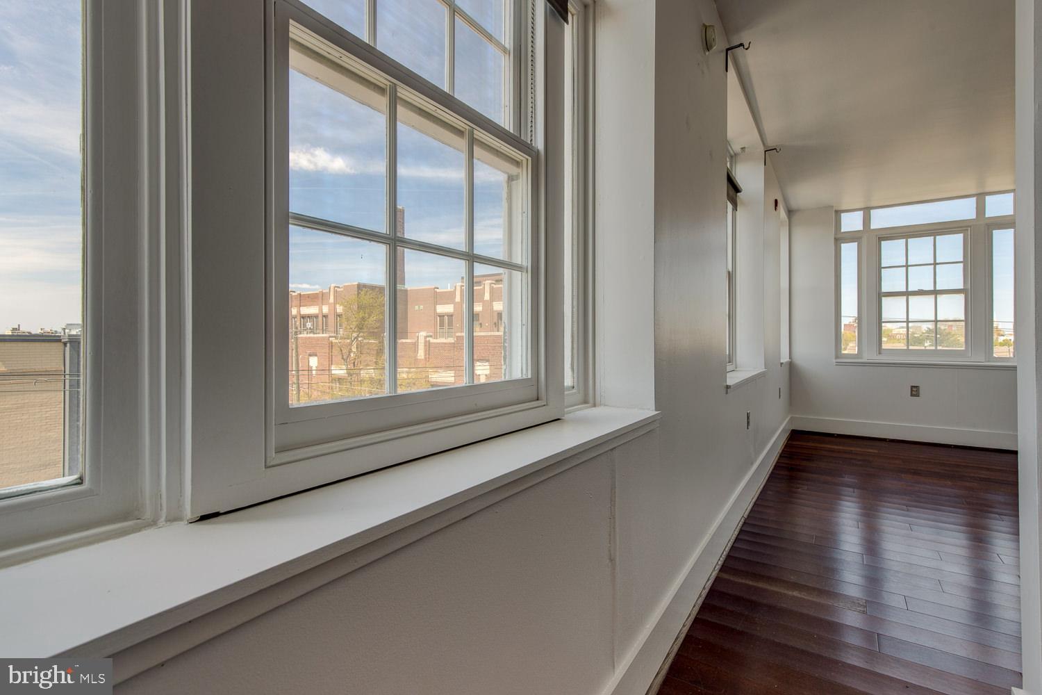 1201-03 S 5TH STREET E