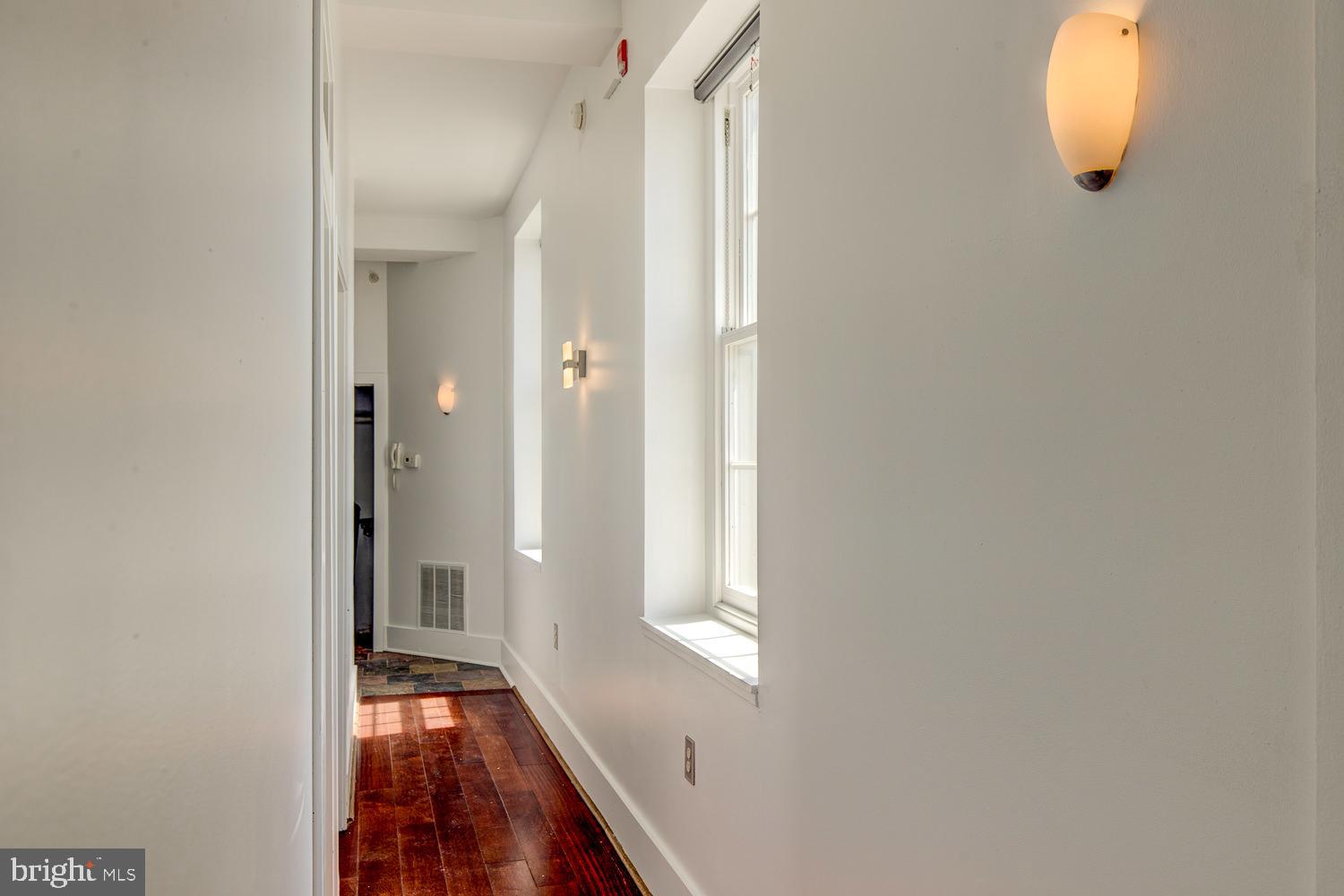 1201-03 S 5TH STREET E