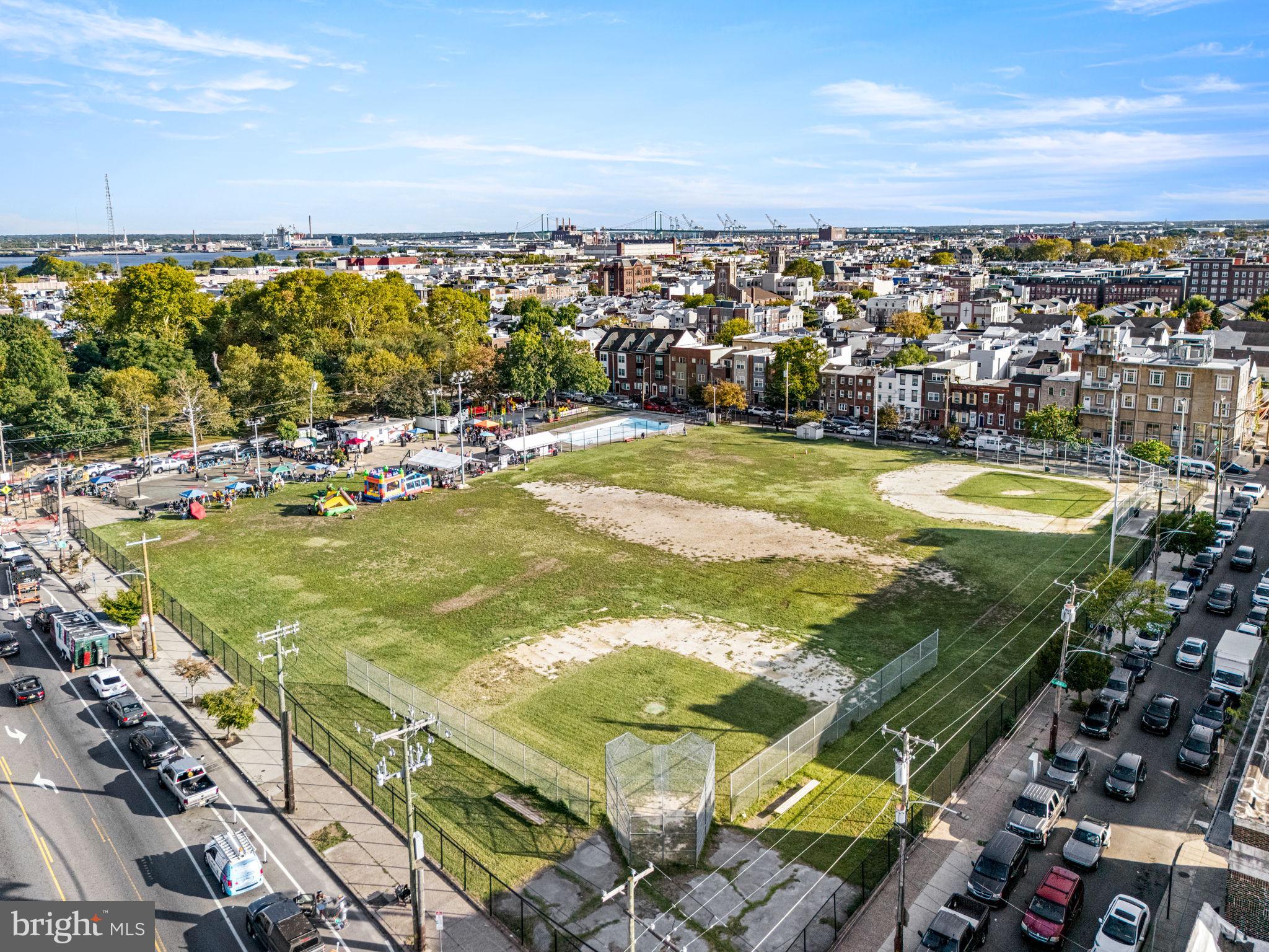 1201-03 S 5TH STREET E