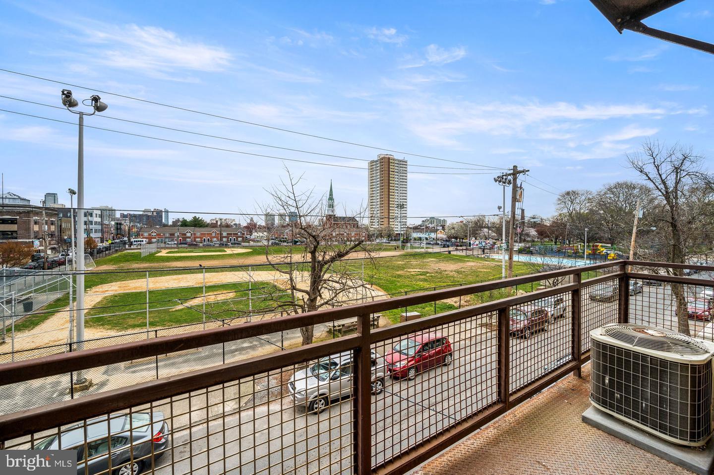 1201-03 S 5TH STREET E