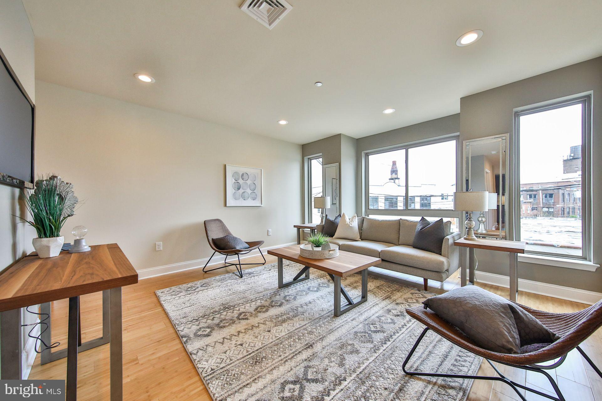 2102 BERGES STREET B