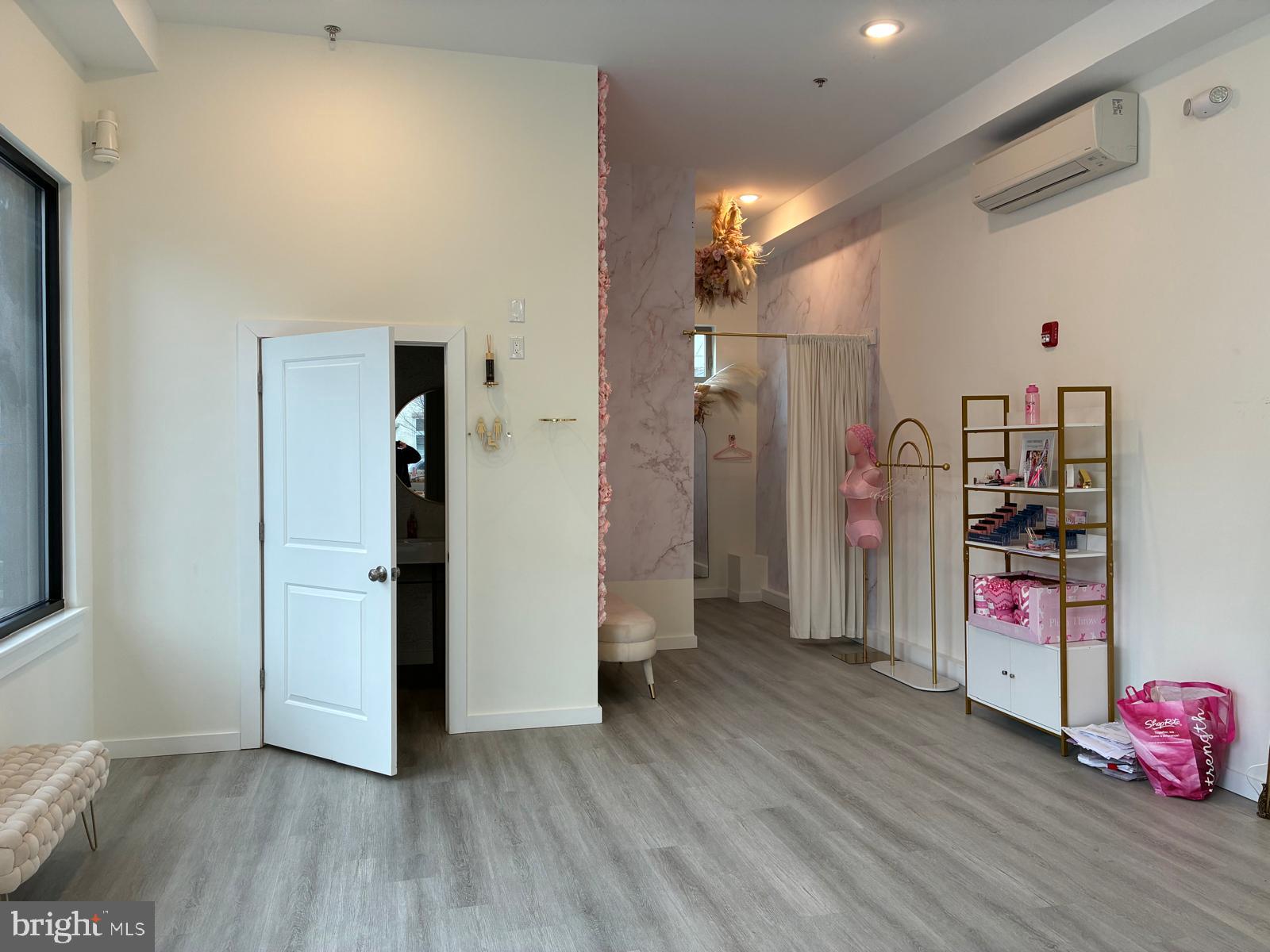 2101 E DAUPHIN STREET COMM