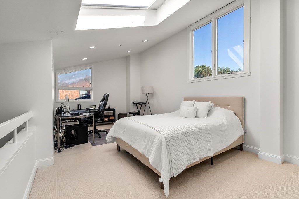 241 Perkins Street # C605