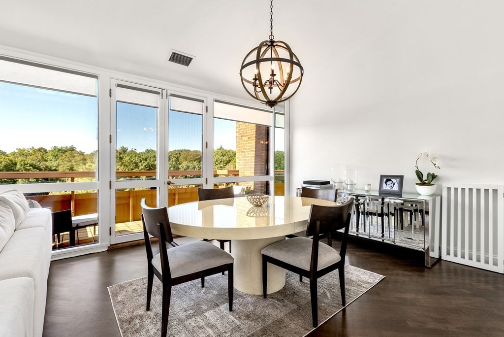 241 Perkins Street # C605