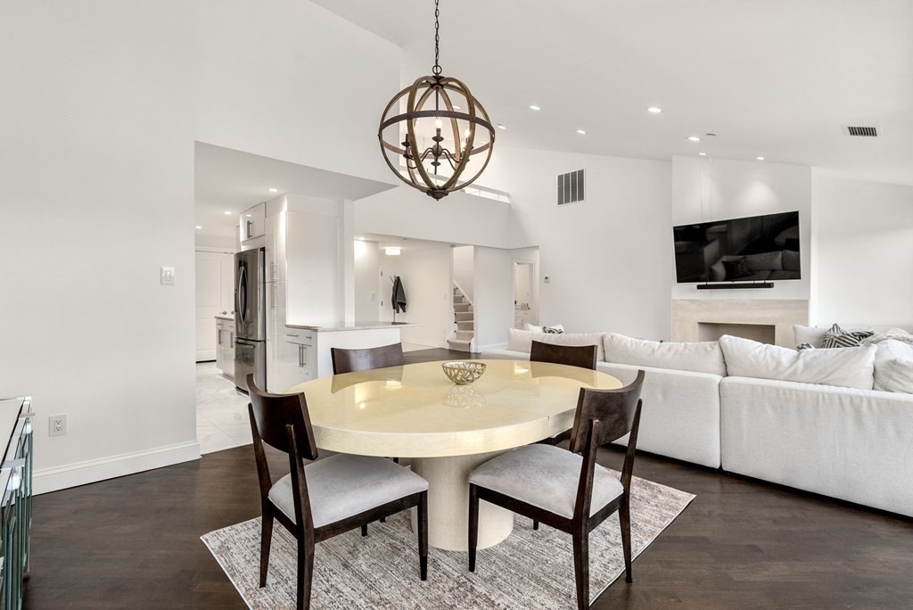 241 Perkins Street # C605