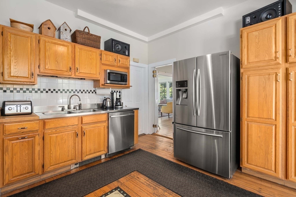 133 Newtonville Avenue