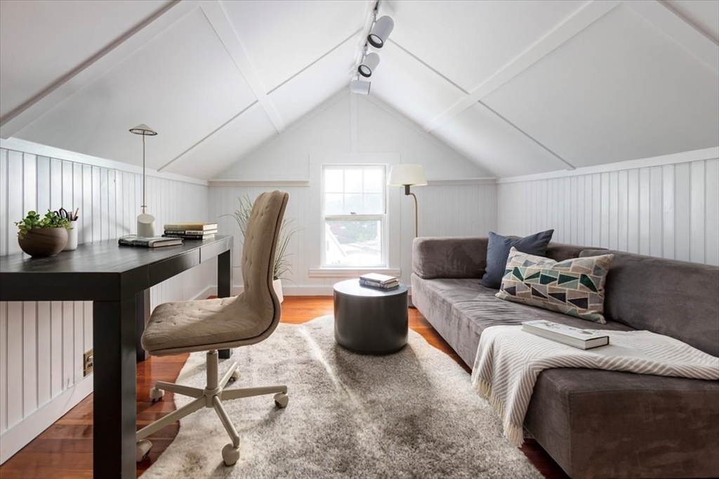 101 Bellevue Hill Rd