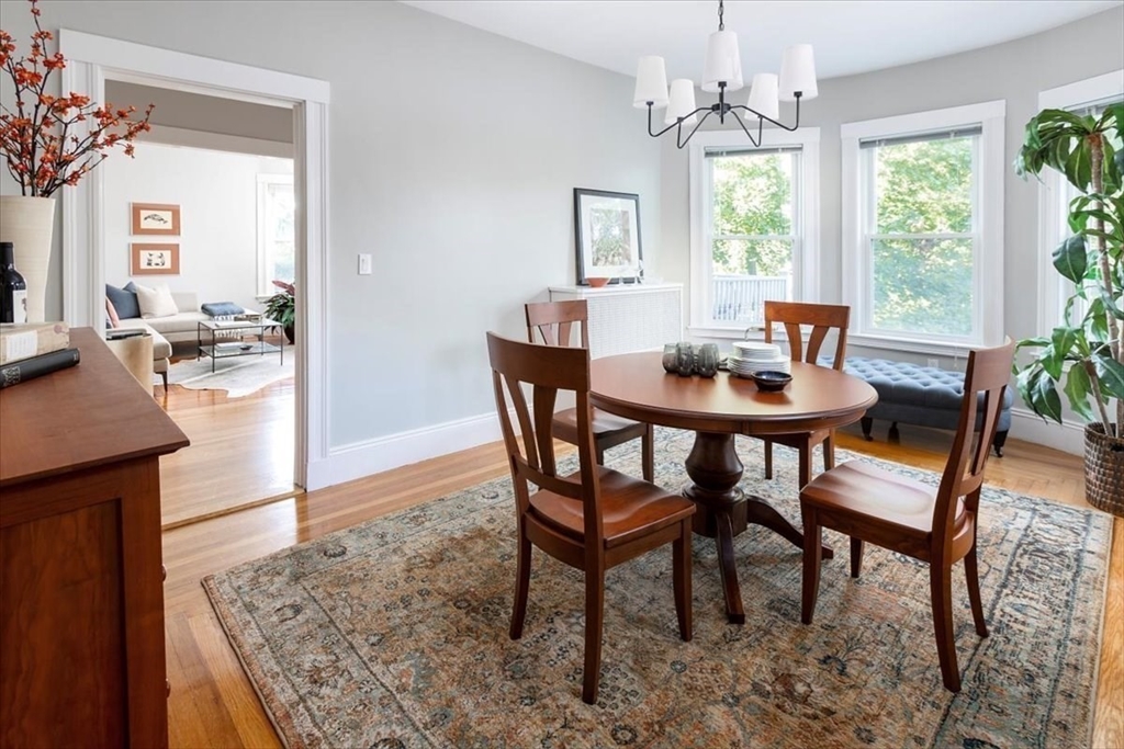 52 Arlington St # 52