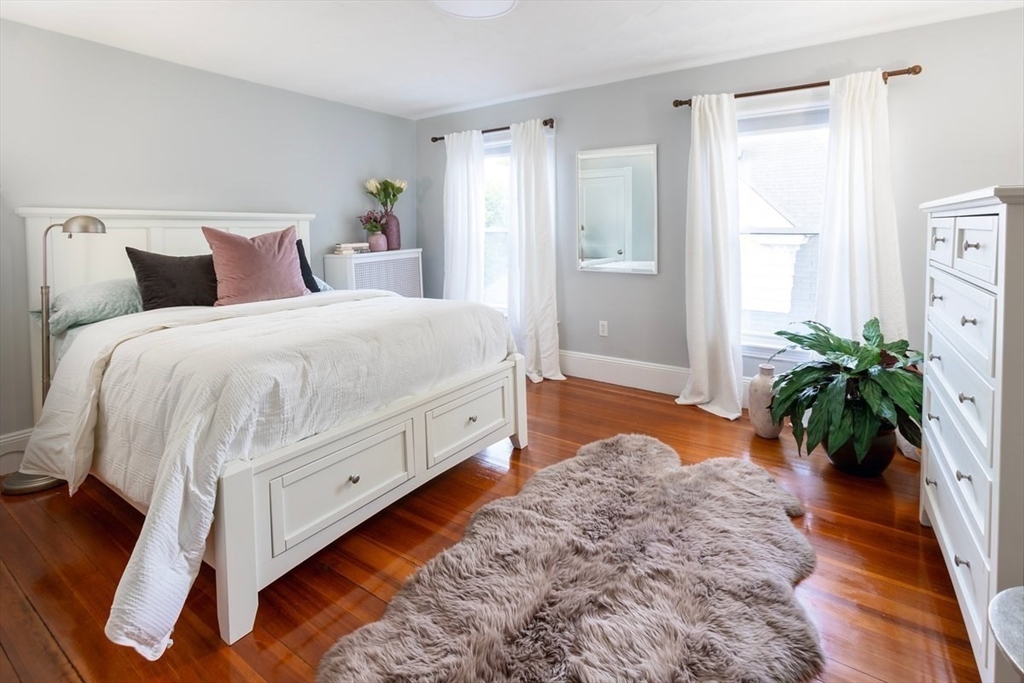 52 Arlington St # 52