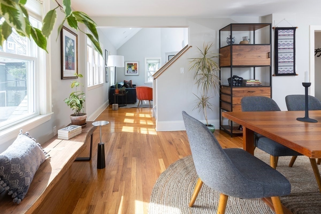 206 Aspinwall Ave # 2