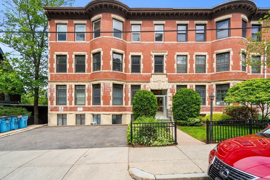 149 Winthrop Rd. # 5