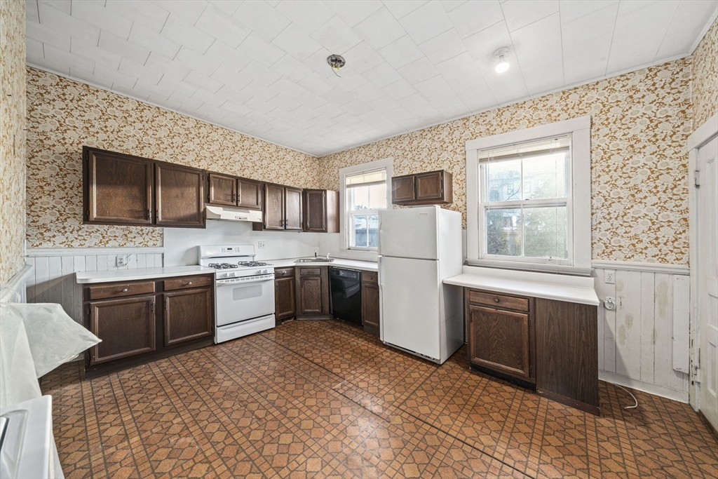 62 Fuller St