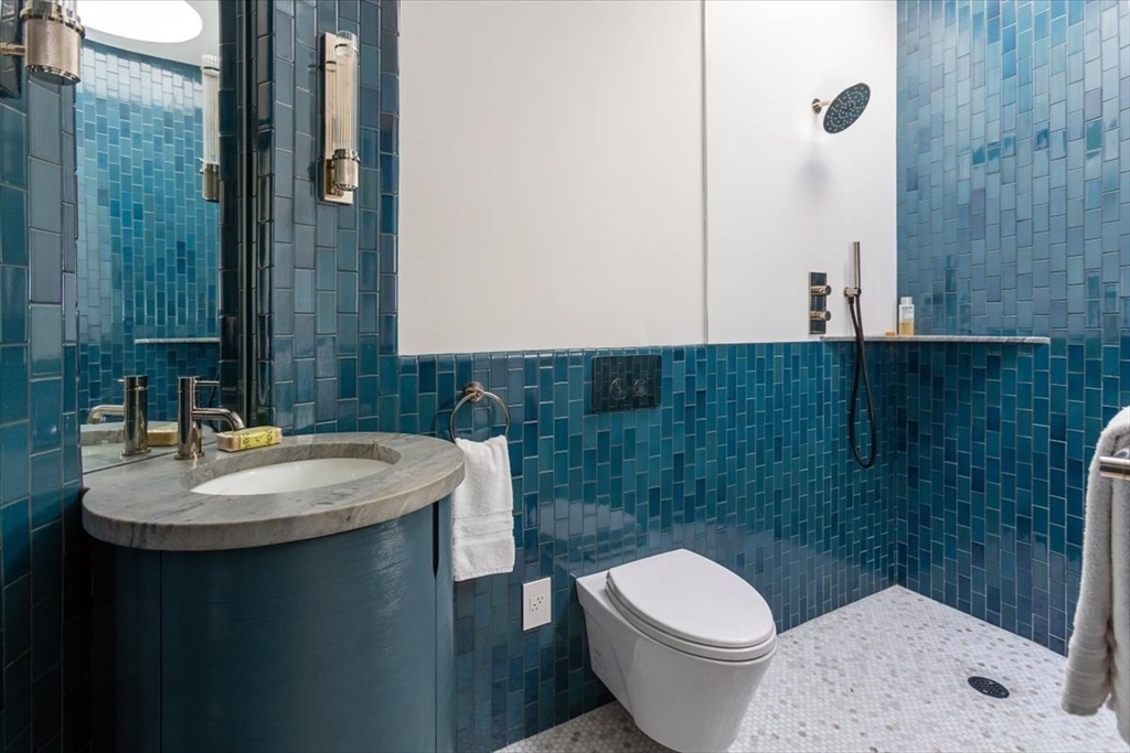 95 Mason Terrace # 6