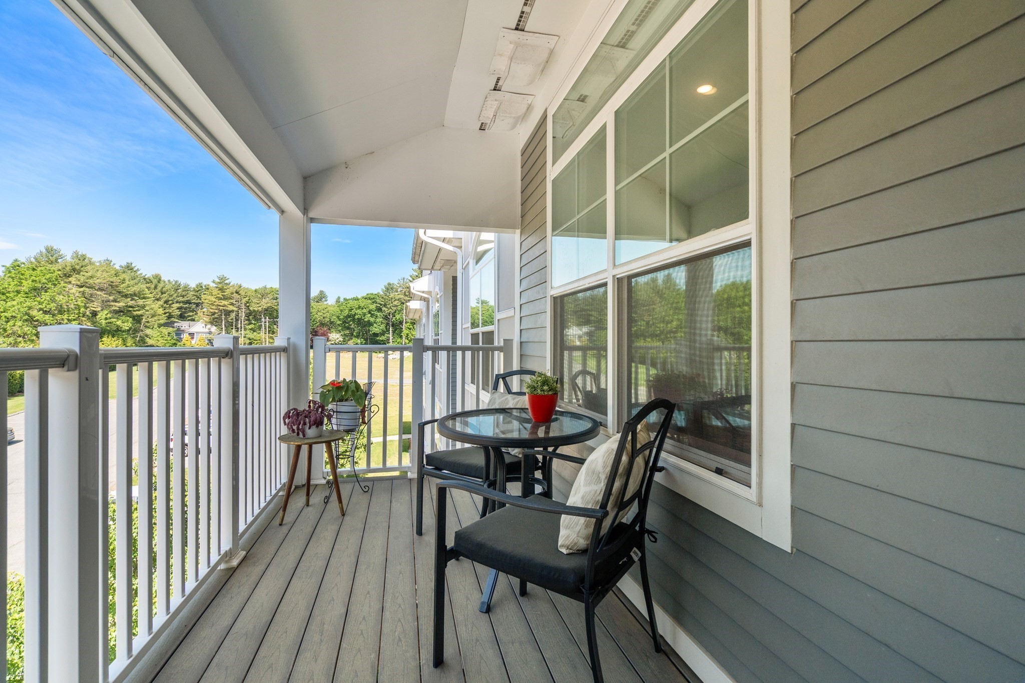 635 Old Post Road # 303 Unit: 2-303