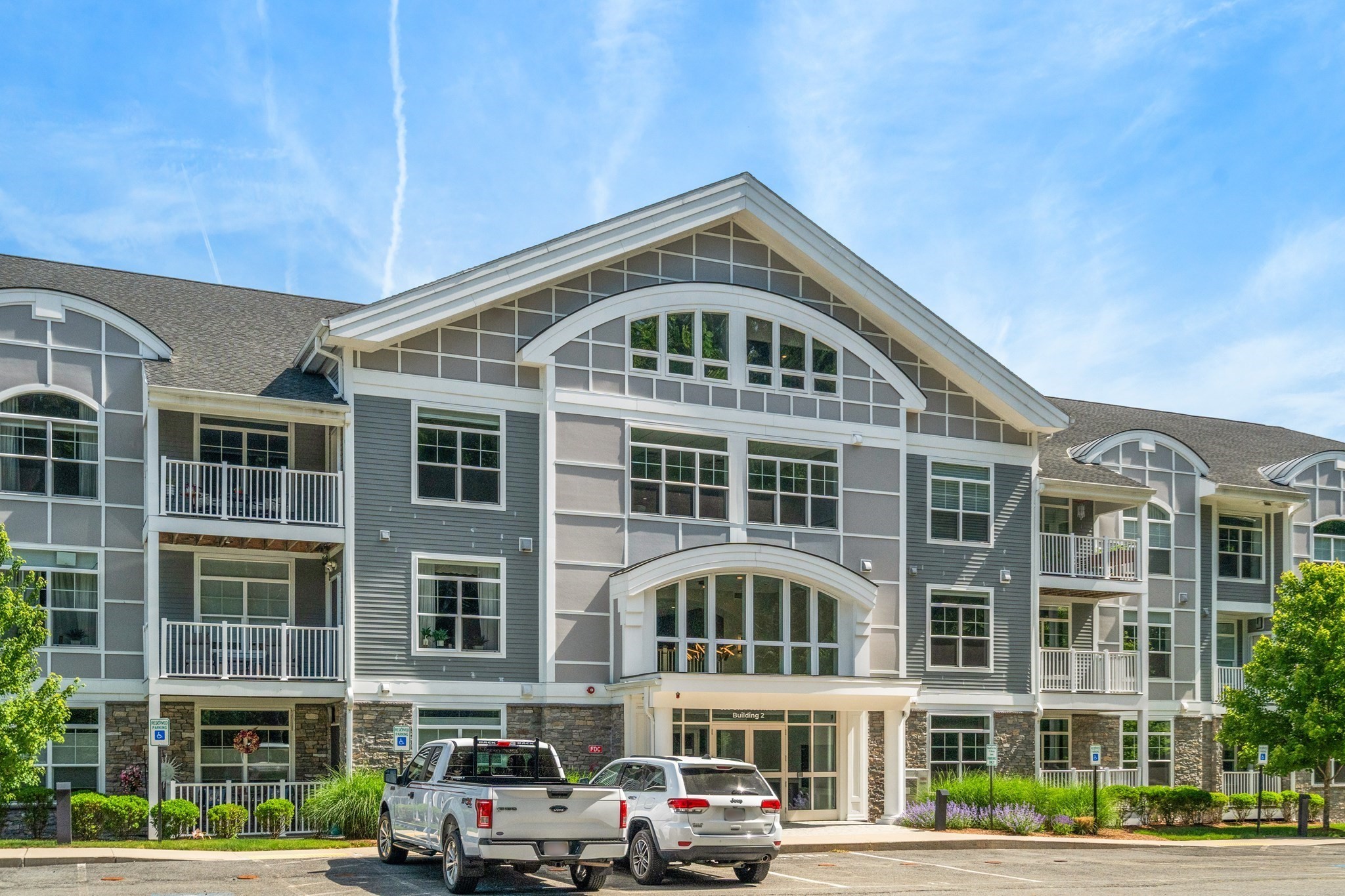 635 Old Post Road # 303 Unit: 2-303