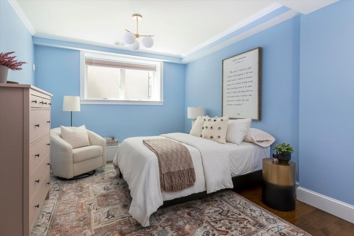 17 Davis Ave. # 1