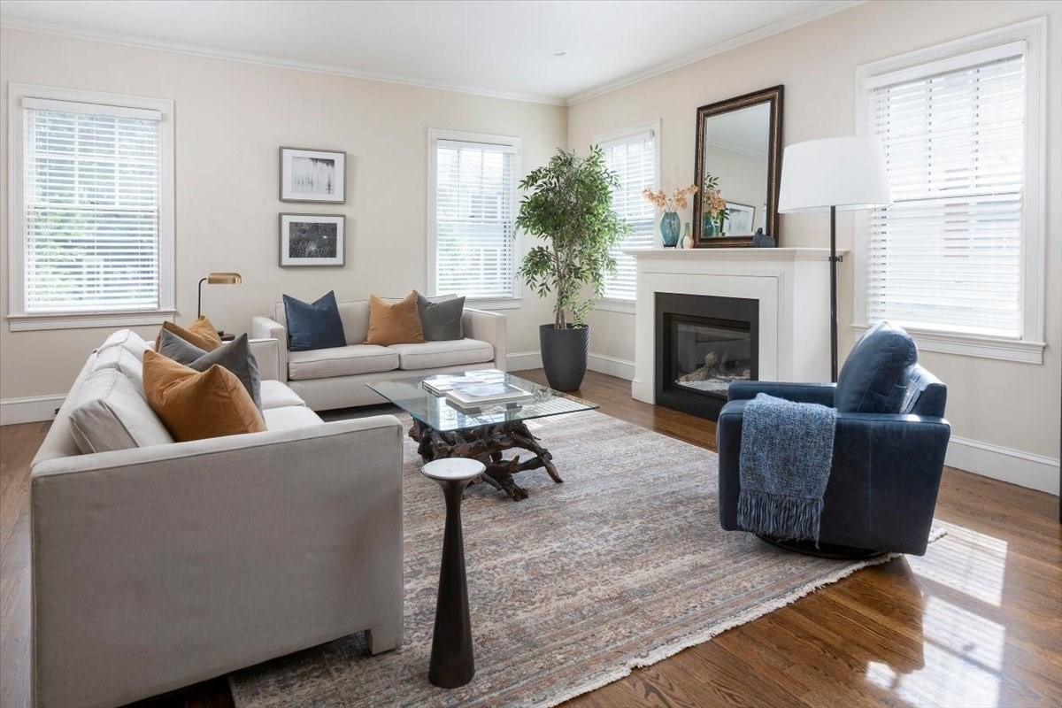 17 Davis Ave. # 1