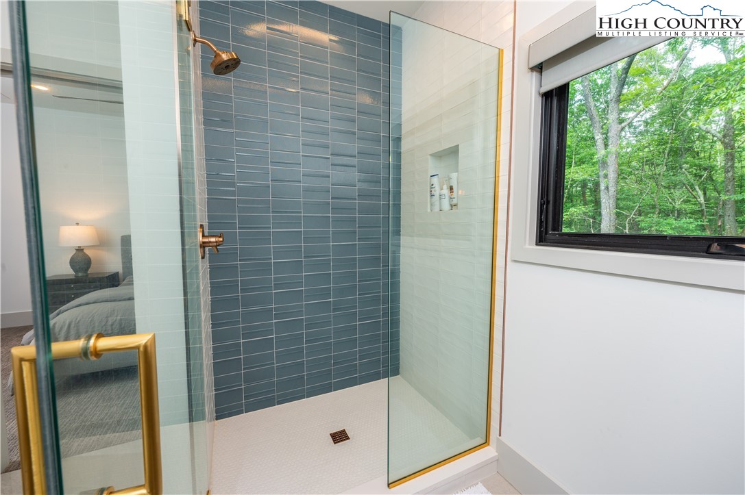576 Eagle Springs Trail