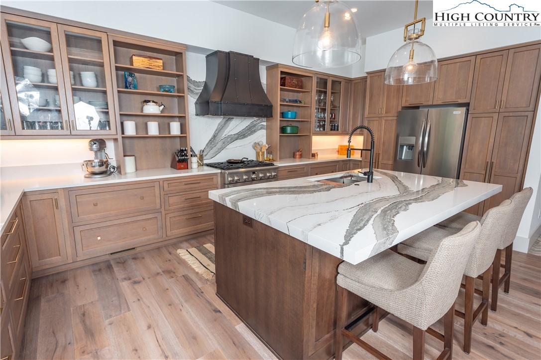 576 Eagle Springs Trail