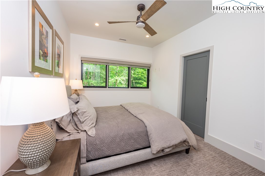 576 Eagle Springs Trail