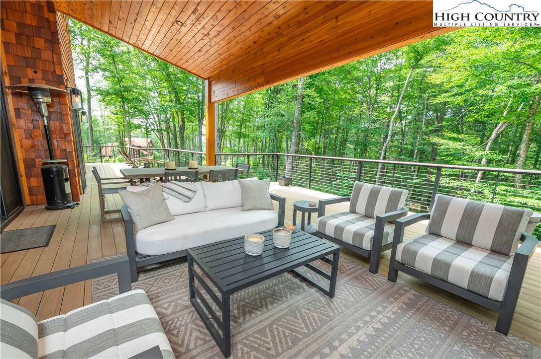 576 Eagle Springs Trail