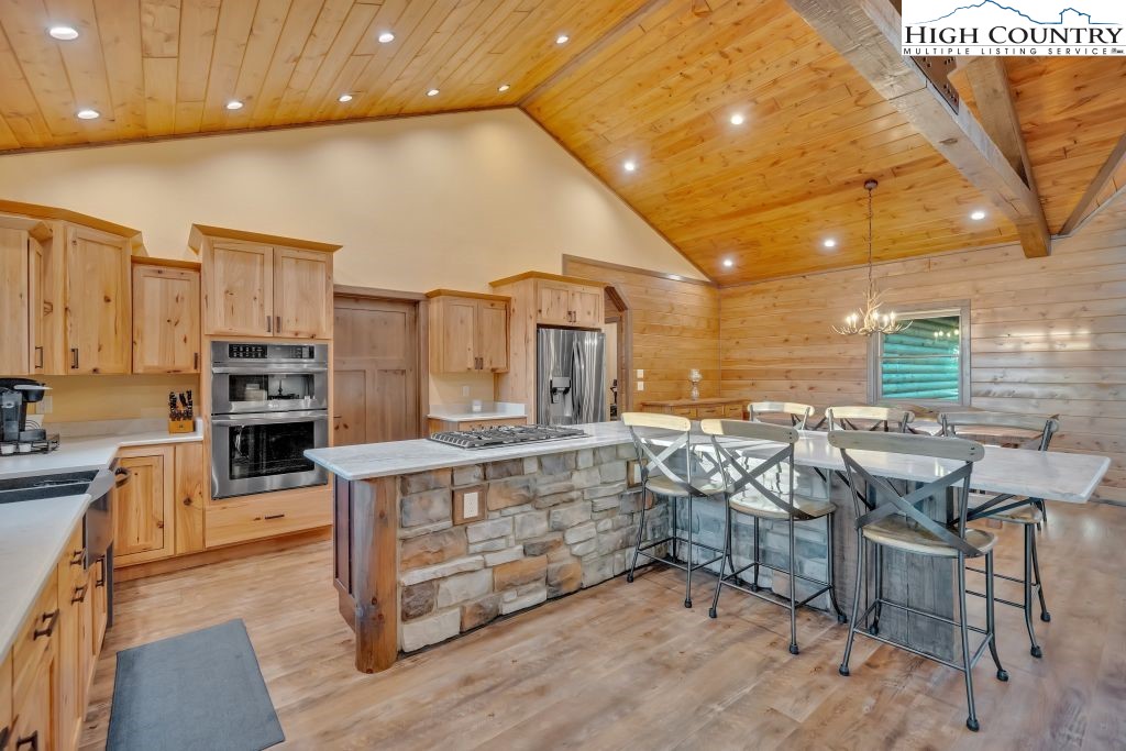 139 Lakeridge Lane