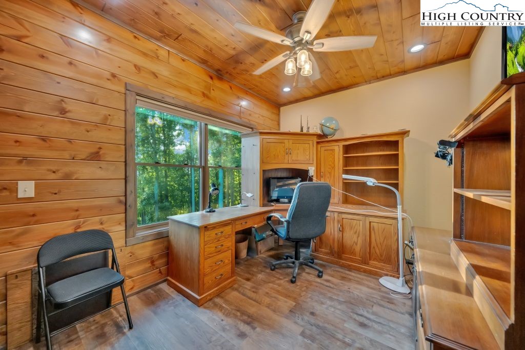 139 Lakeridge Lane