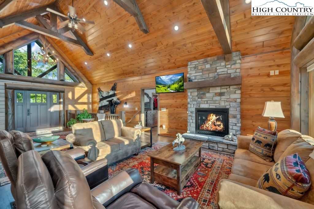 139 Lakeridge Lane