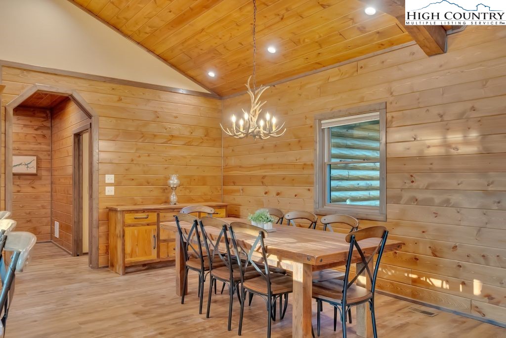 139 Lakeridge Lane