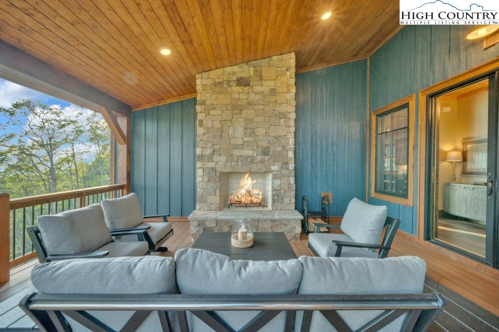 1478 Eagles Nest Trail