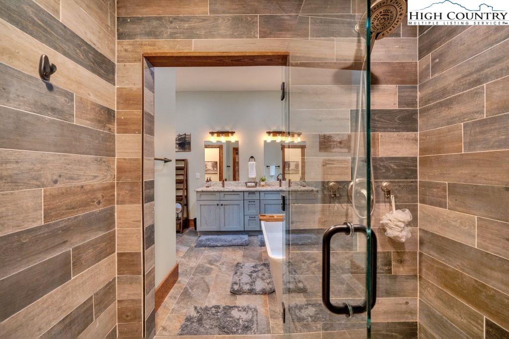 409 Jewelweed Trail