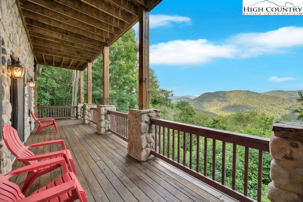 409 Jewelweed Trail