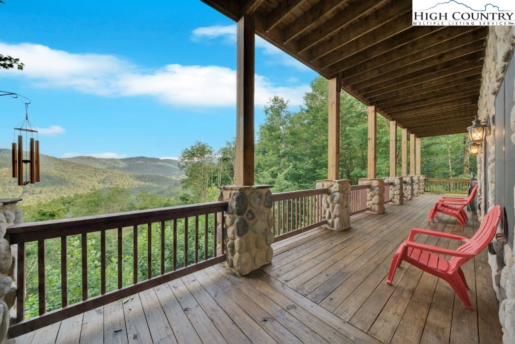 409 Jewelweed Trail