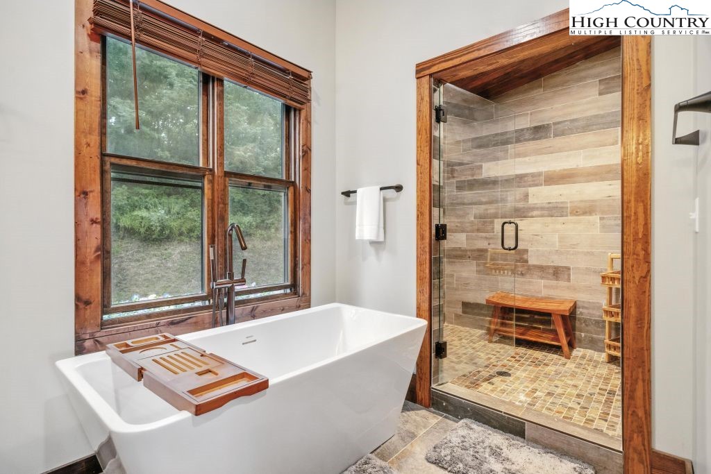 409 Jewelweed Trail