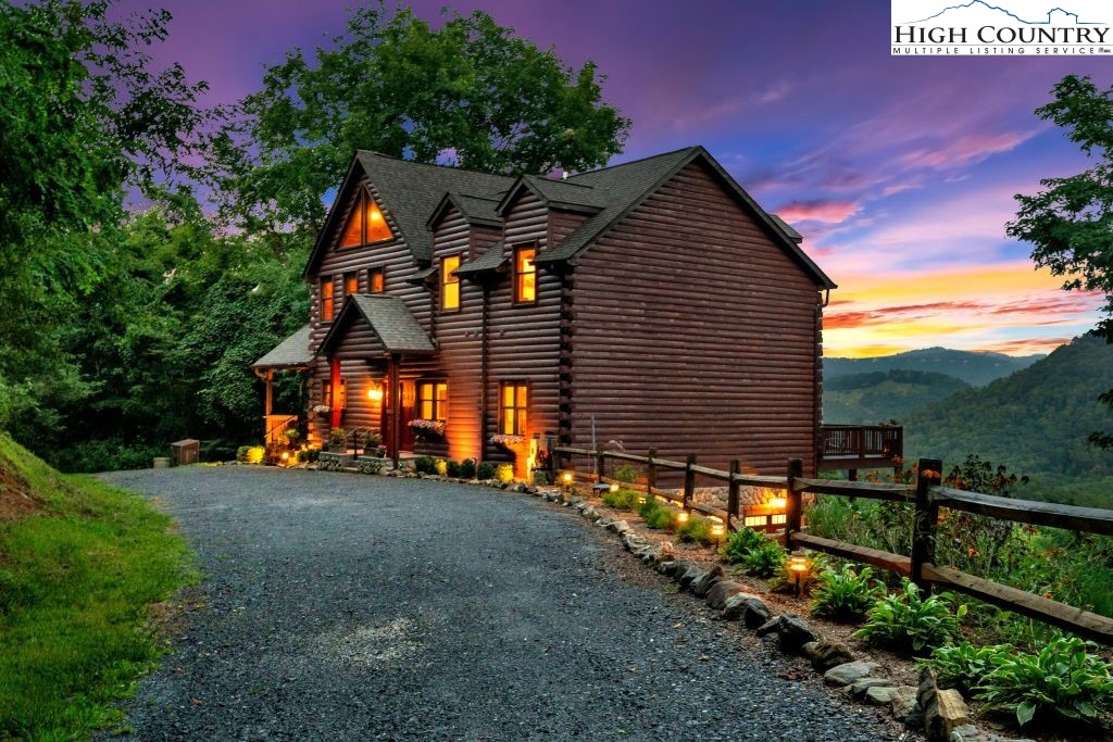 409 Jewelweed Trail