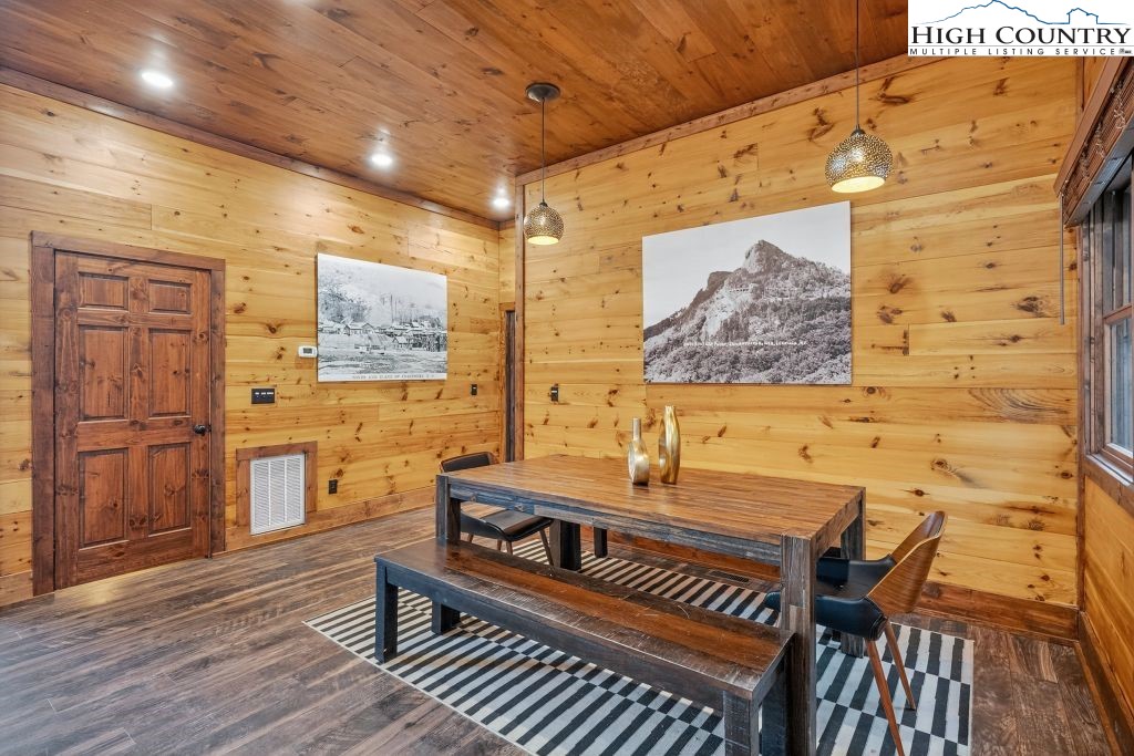 409 Jewelweed Trail