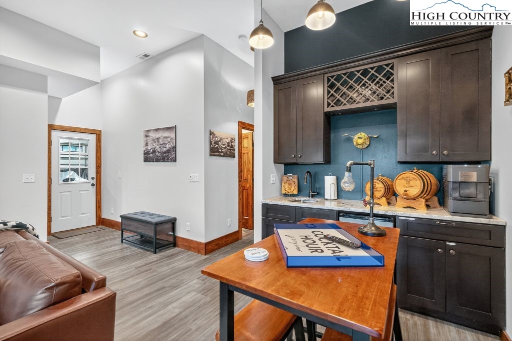 409 Jewelweed Trail